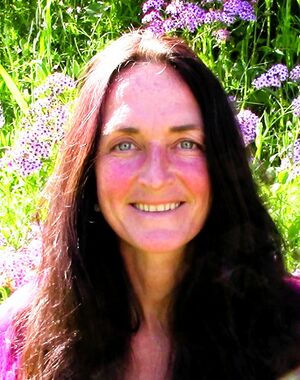 Marion Selzer Portrait 2025.jpg